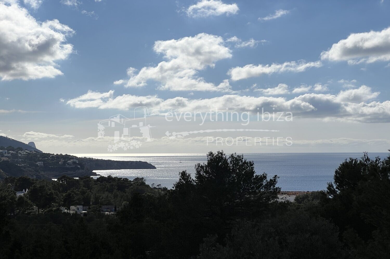 Magnificent Hilltop Villa with Super Views, ref. 1429, for sale in Ibiza by everything ibiza Properties