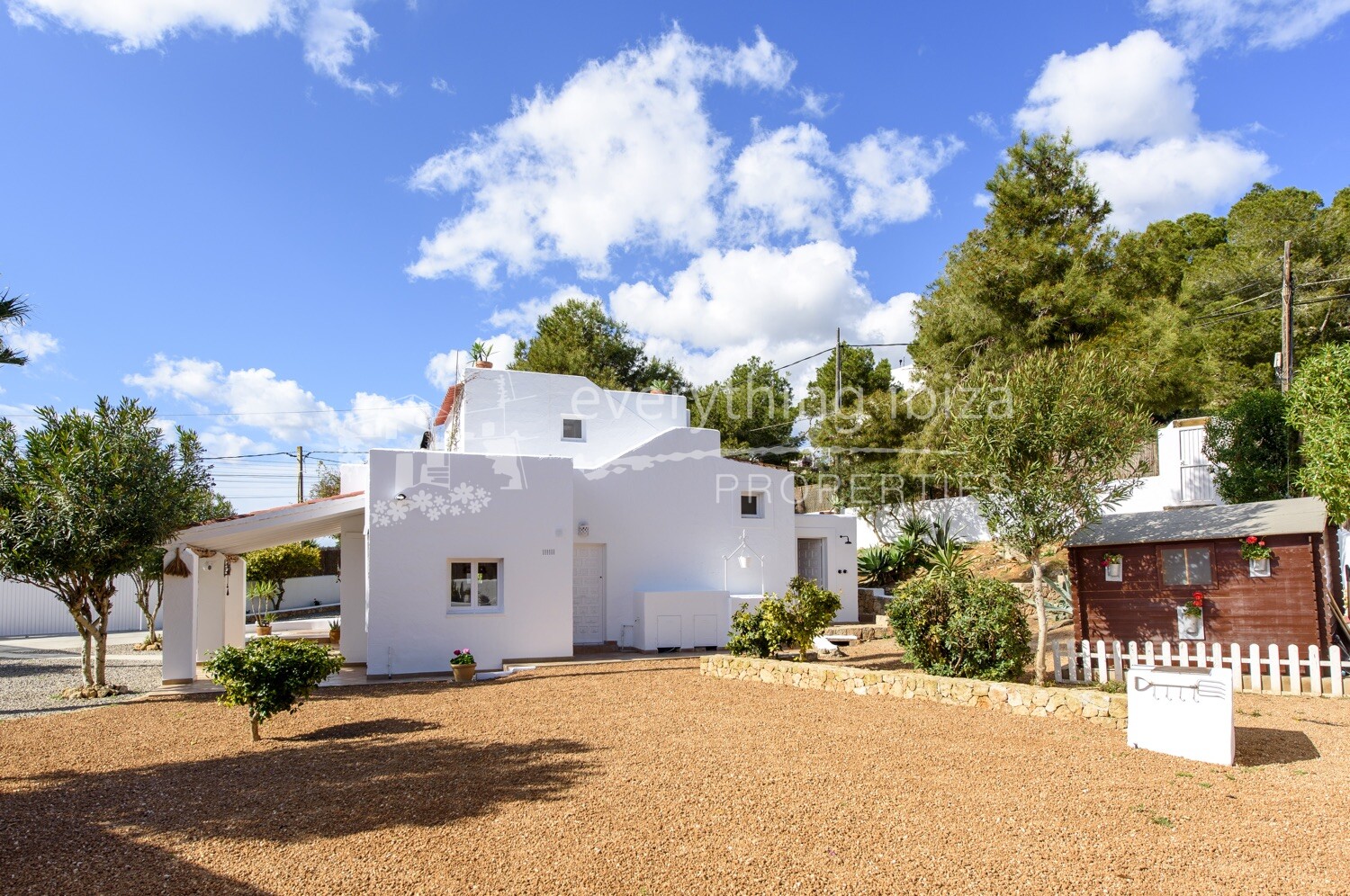 Charming Detached Villa in Lovely Las Salinas, ref. 1435, for sale in Ibiza by everything ibiza Properties