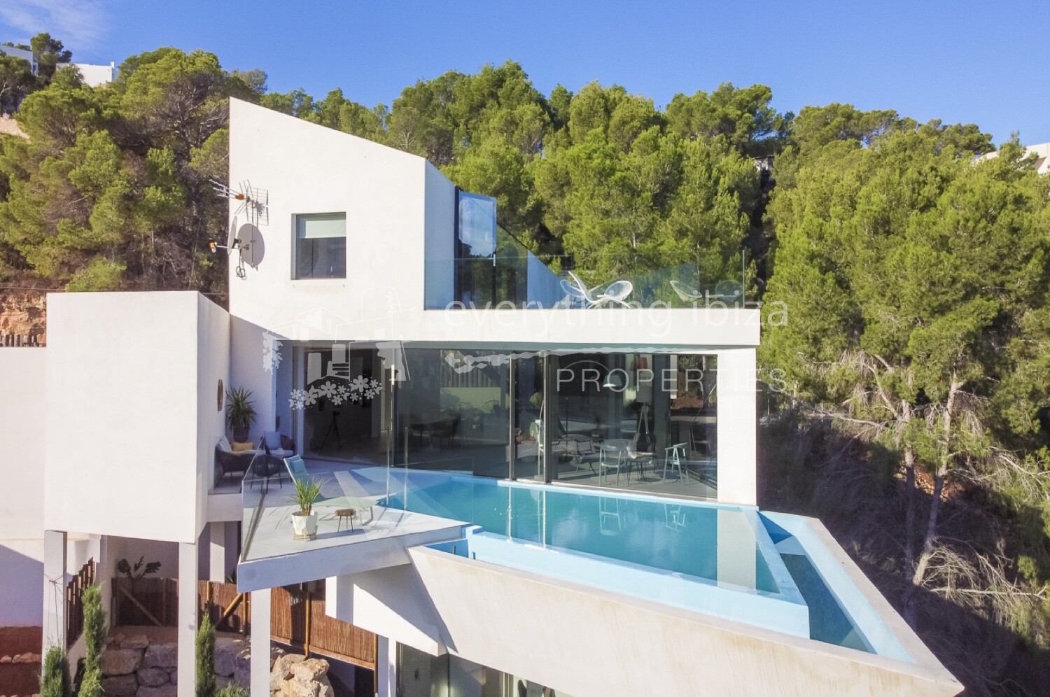 3 Luxury Modern Villas with Magnificent Views in Cala Moli, ref. 1443, for sale in Ibiza by everything ibiza Properties