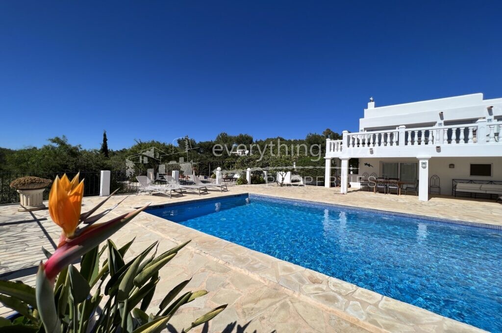 Beautiful Villa with Tourist License in Peaceful Countryside, ref. 1441, for sale in Ibiza by everything ibiza Properties
