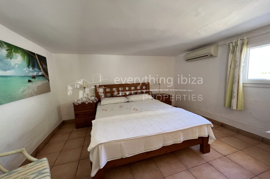 Beautiful Villa with Tourist License in Peaceful Countryside, ref. 1441, for sale in Ibiza by everything ibiza Properties