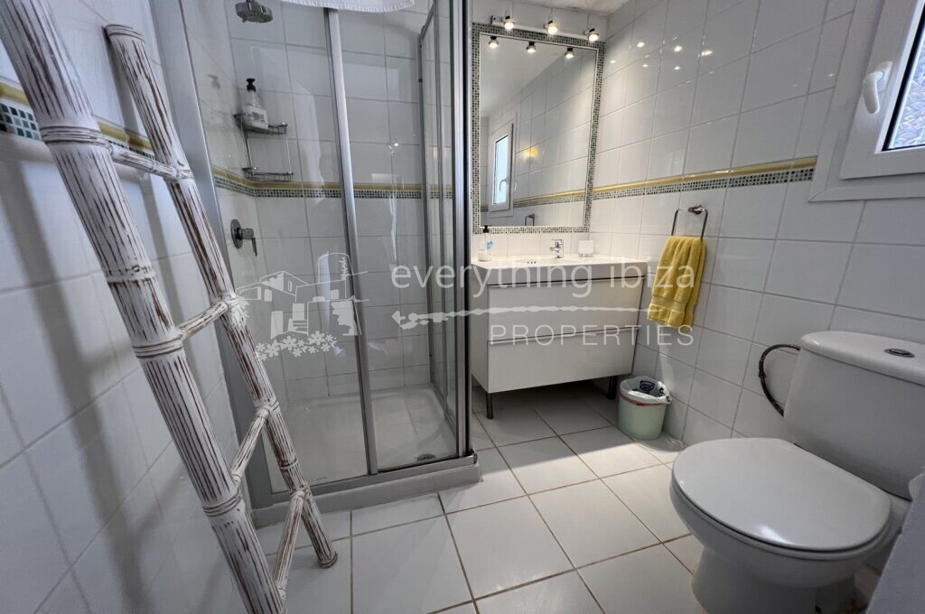 Beautiful Villa with Tourist License in Peaceful Countryside, ref. 1441, for sale in Ibiza by everything ibiza Properties