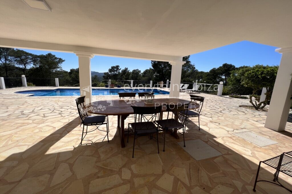 Beautiful Villa with Tourist License in Peaceful Countryside, ref. 1441, for sale in Ibiza by everything ibiza Properties