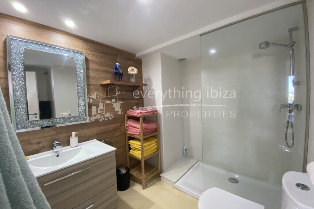 Chic Modern Apartment on the Ibiza Coastline, ref. 1445, for sale in Ibiza by everything ibiza Properties