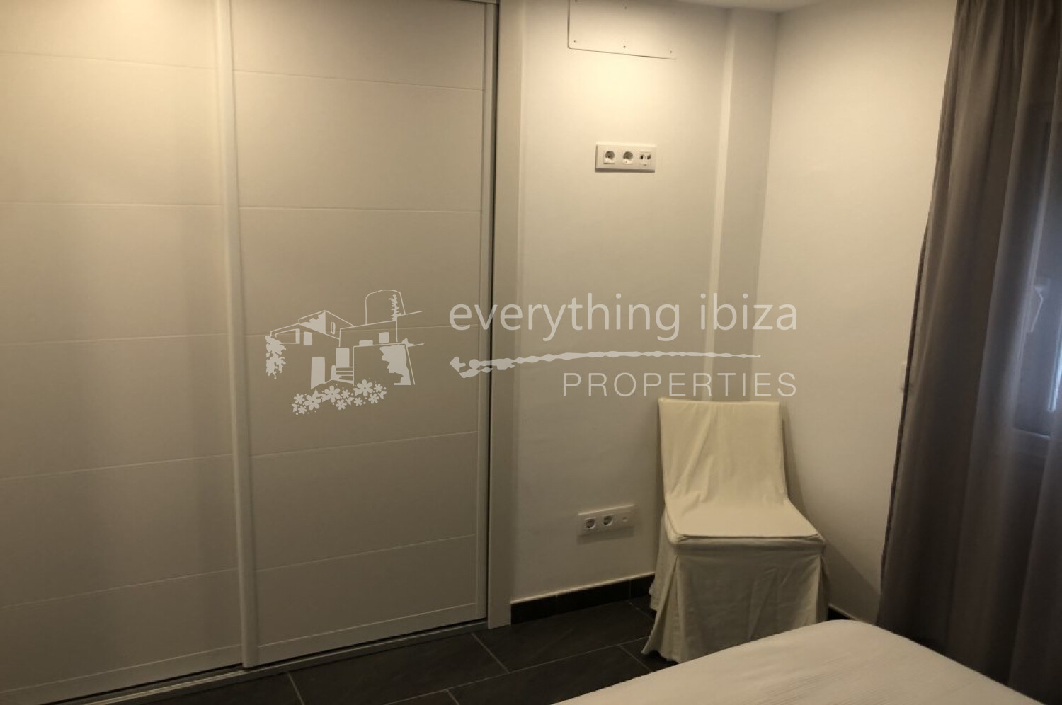 Residential Block with 14 Apartments in Central Santa Eulalia, ref. 1449, for sale in Ibiza by everything ibiza Properties
