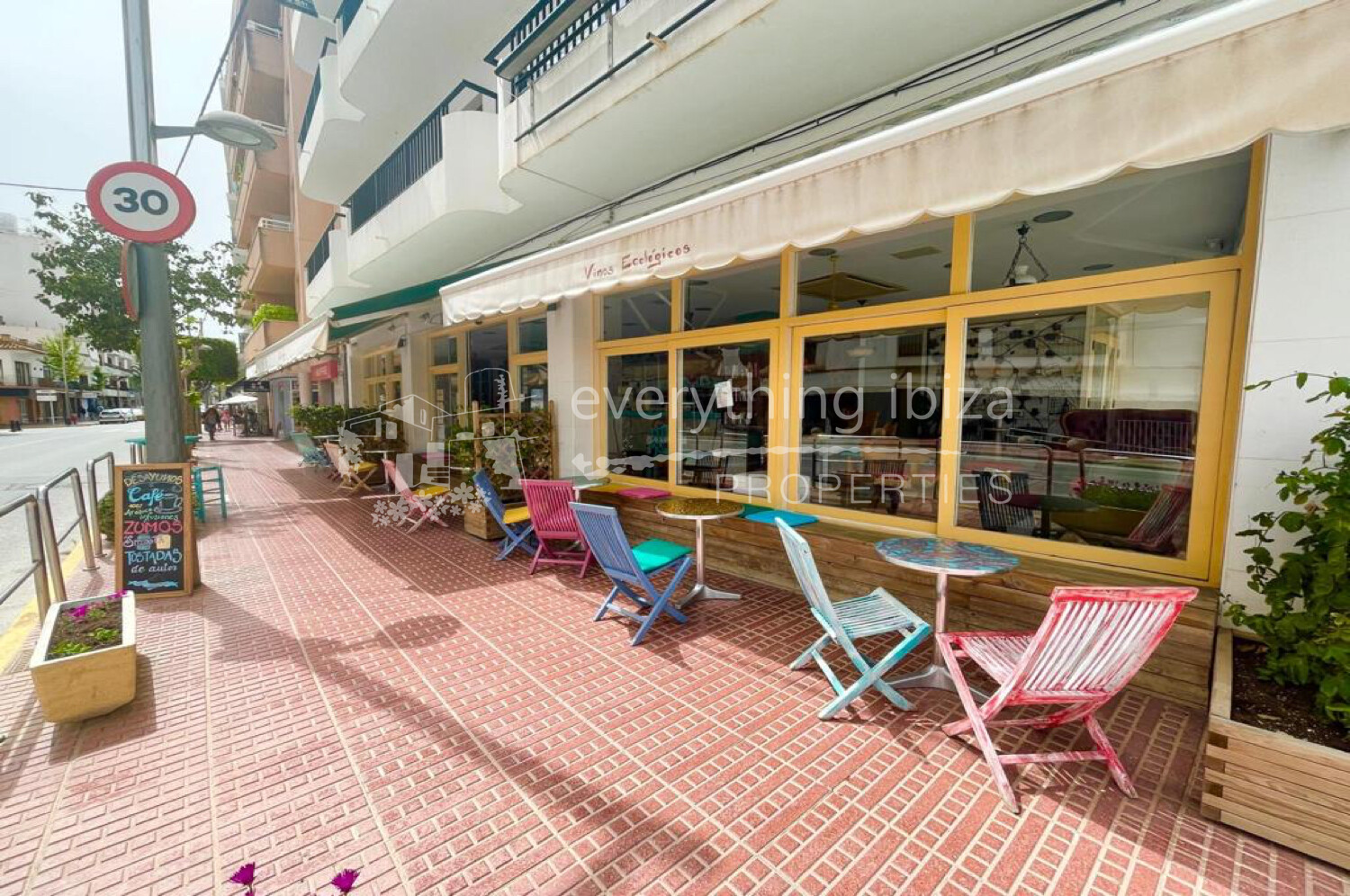 Residential Block with 14 Apartments in Central Santa Eulalia, ref. 1449, for sale in Ibiza by everything ibiza Properties