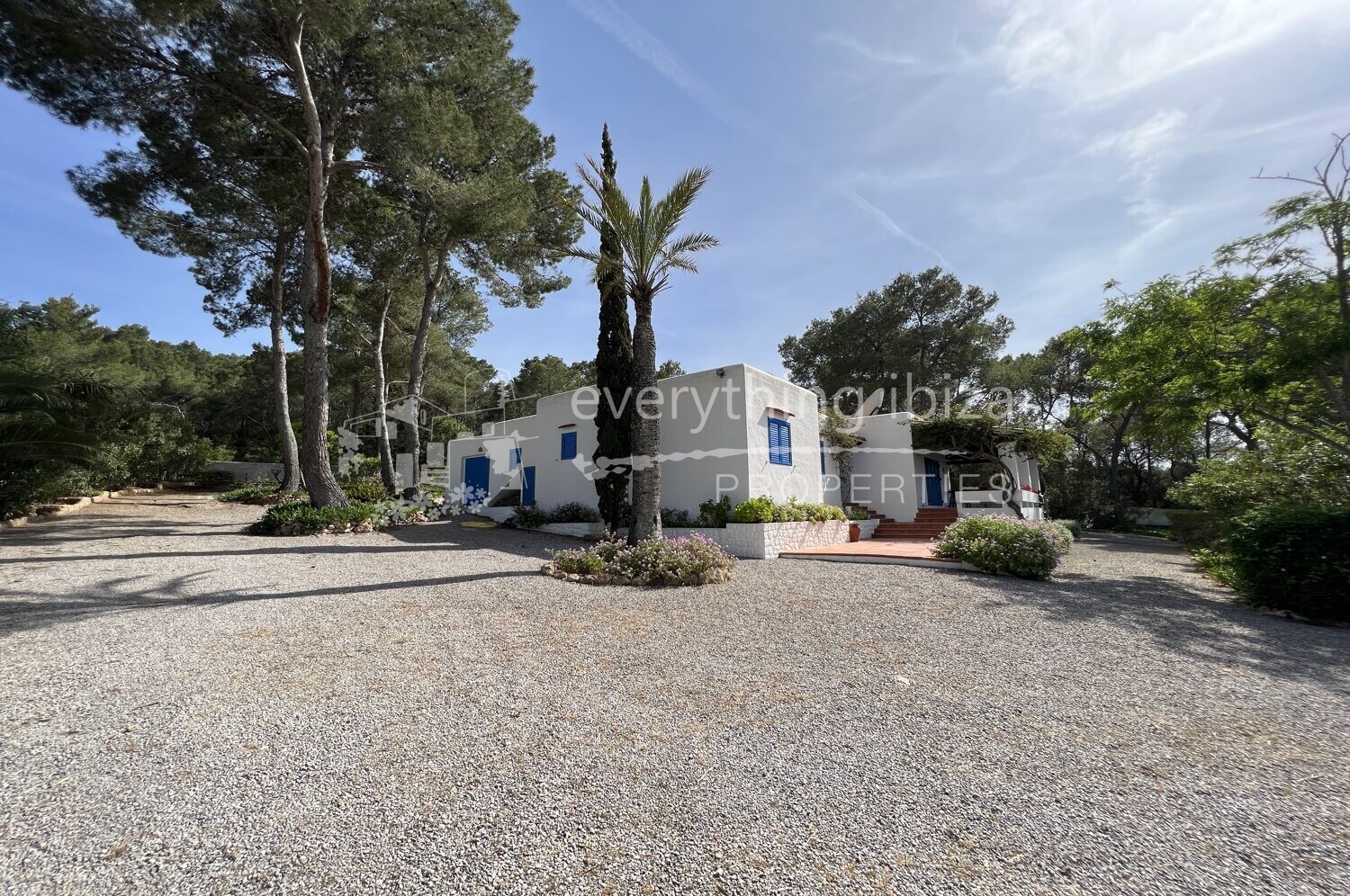 Peaceful & Private Detached Villa with Pool & Gardens, ref. 1454, for sale in Ibiza by everything ibiza Properties