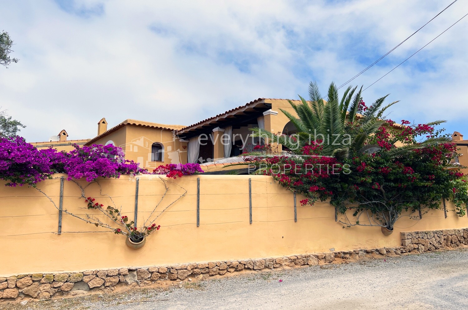 Charming Ground Floor Apartment Close to Beaches, ref. 1459, for sale in Ibiza by everything ibiza Properties