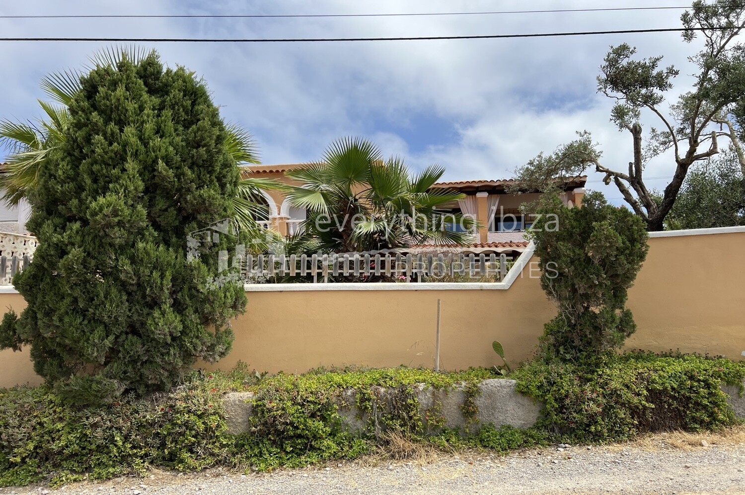 Charming Ground Floor Apartment Close to Beaches, ref. 1459, for sale in Ibiza by everything ibiza Properties