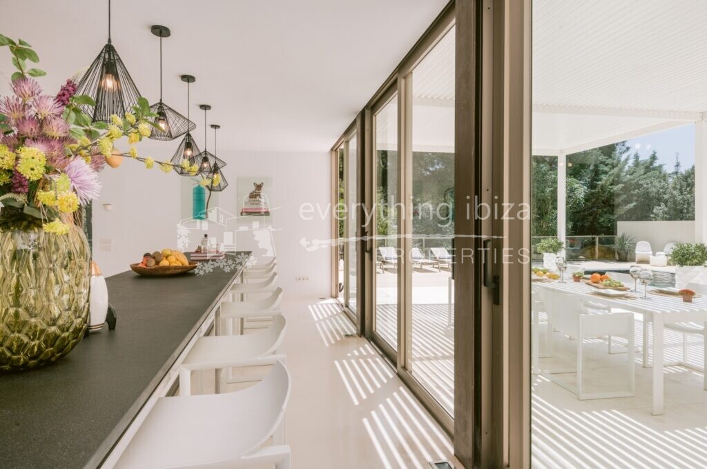 Stunning Cosmopolitan Villa Beautifully Designed & Styled, ref. 1463, for sale in Ibiza by everything ibiza Properties