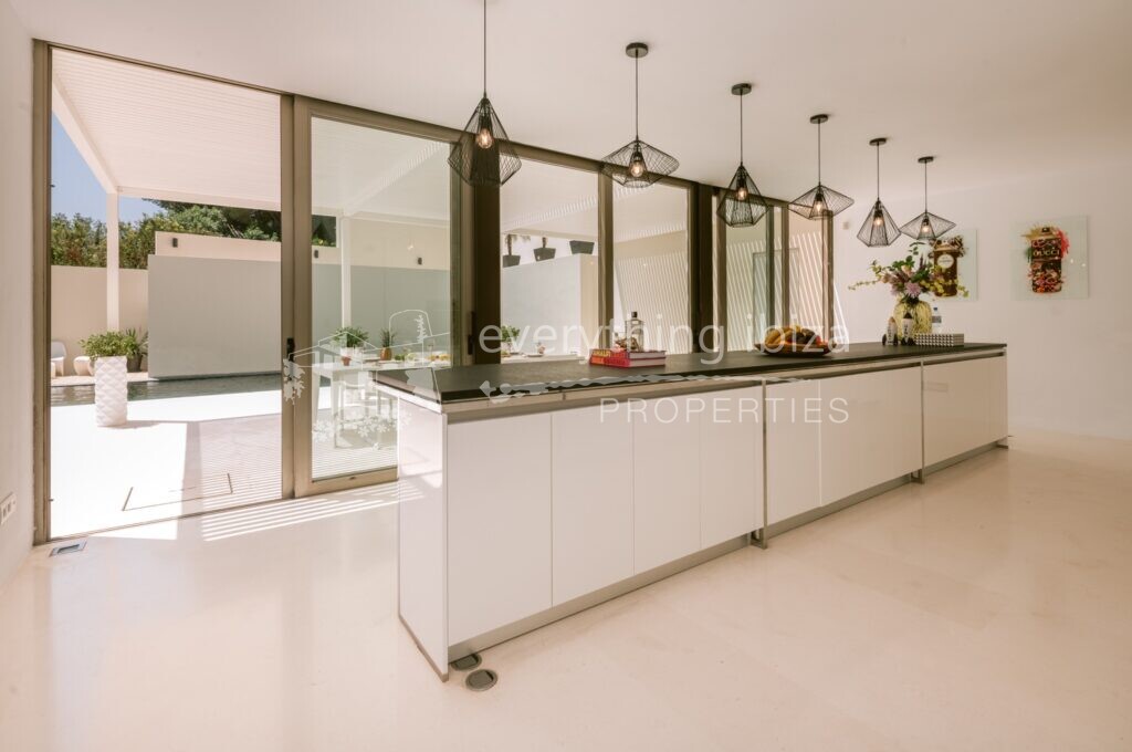 Stunning Cosmopolitan Villa Beautifully Designed & Styled, ref. 1463, for sale in Ibiza by everything ibiza Properties