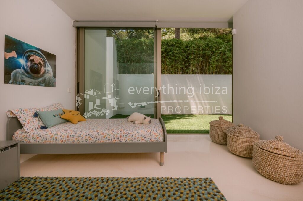 Stunning Cosmopolitan Villa Beautifully Designed & Styled, ref. 1463, for sale in Ibiza by everything ibiza Properties