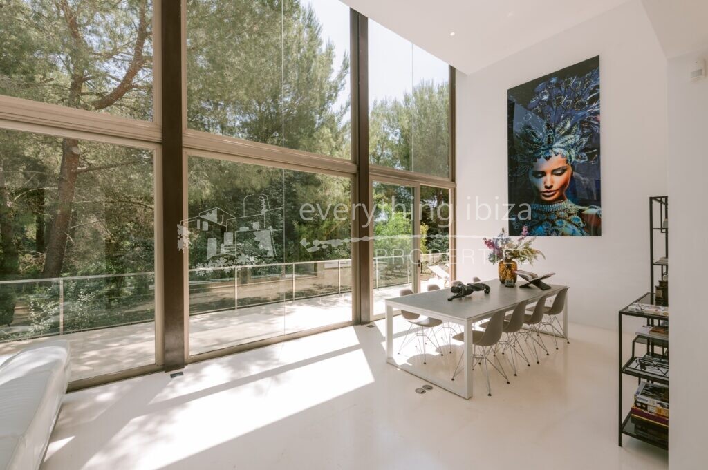 Stunning Cosmopolitan Villa Beautifully Designed & Styled, ref. 1463, for sale in Ibiza by everything ibiza Properties