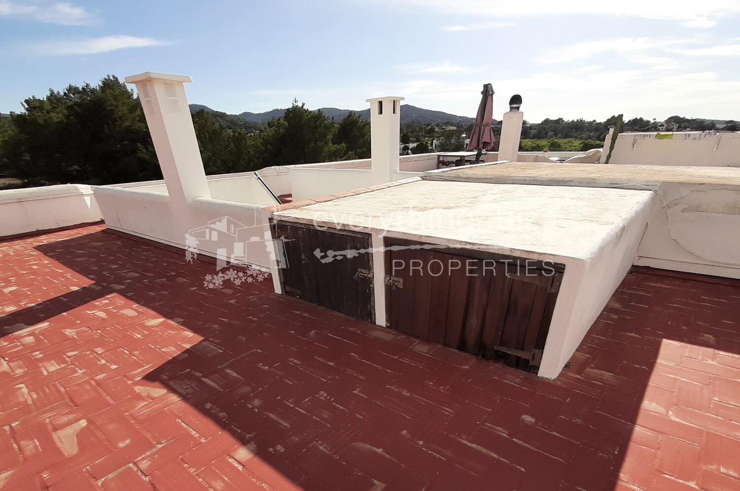 Lovely Top Floor Apartment with Spacious Roof Terrace, ref. 1465, for sale in Ibiza by everything ibiza Properties