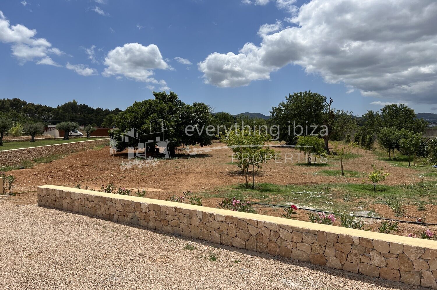 Beautiful Countryside Villa On Large Plot with Private Pool, ref. 1467, for sale in Ibiza by everything ibiza Properties