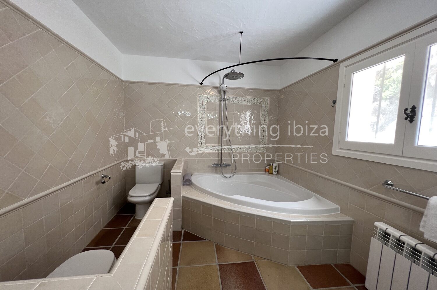 Magnificent Country Villa with Super Views & Tourist License, ref. 1468, for sale in Ibiza by everything ibiza Properties