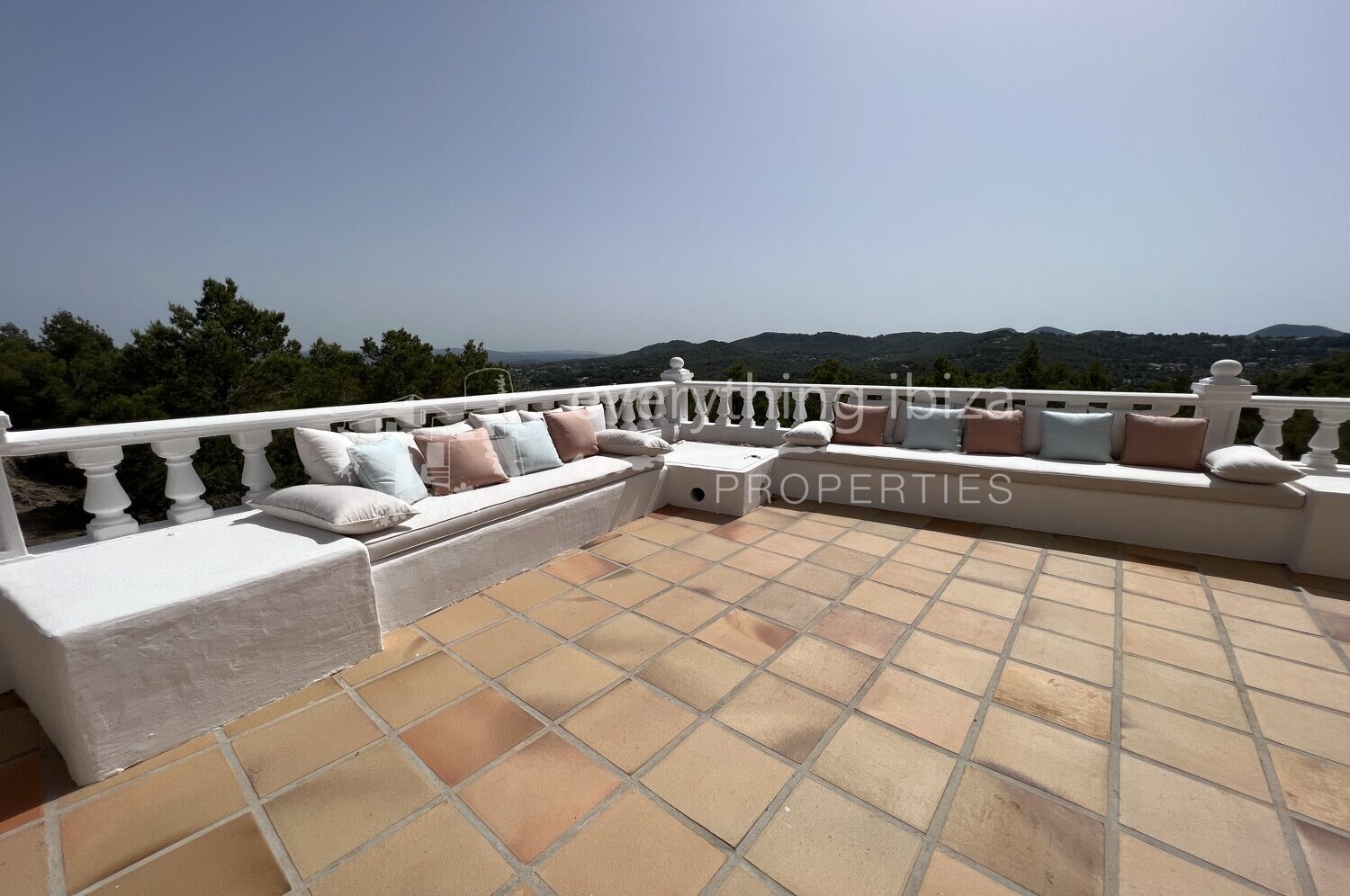 Magnificent Country Villa with Super Views & Tourist License, ref. 1468, for sale in Ibiza by everything ibiza Properties