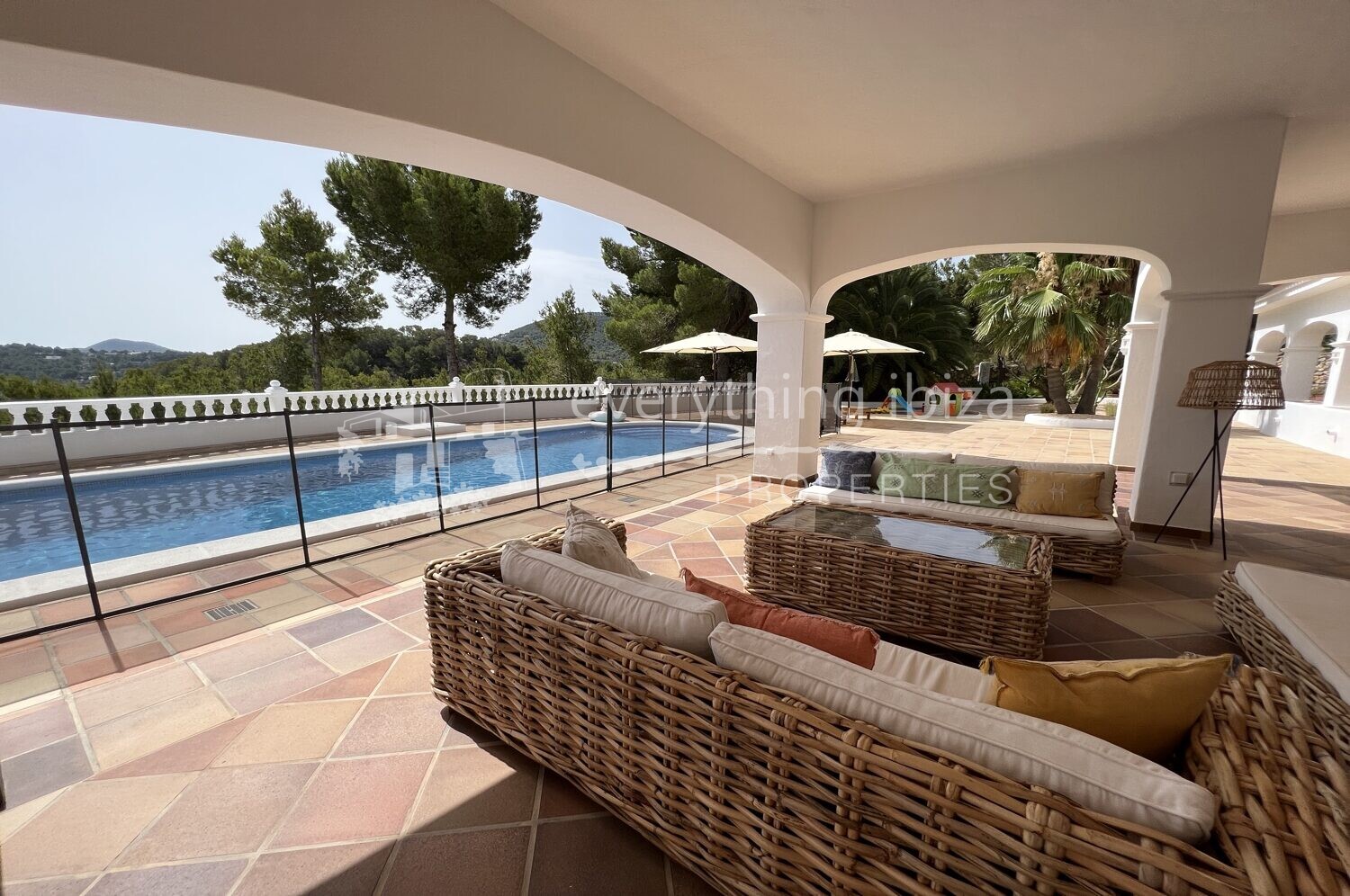Magnificent Country Villa with Super Views & Tourist License, ref. 1468, for sale in Ibiza by everything ibiza Properties