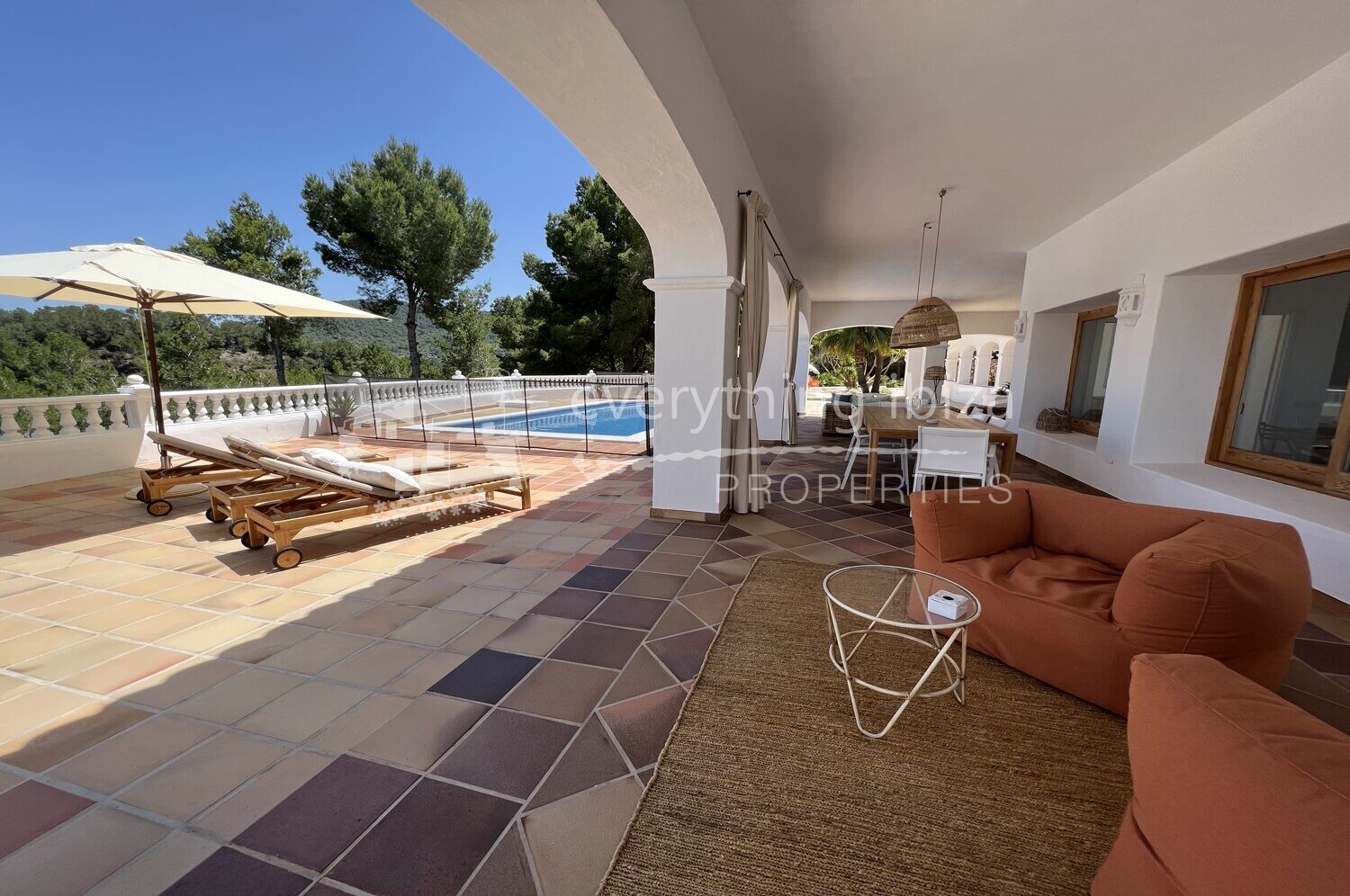 Magnificent Country Villa with Super Views & Tourist License, ref. 1468, for sale in Ibiza by everything ibiza Properties