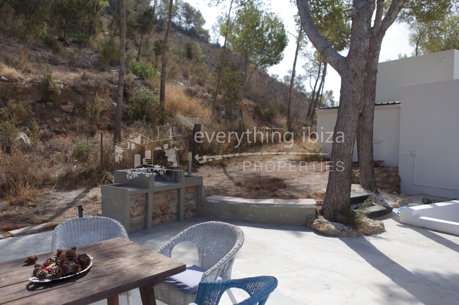 Modern Quality Villa in Elevated Position with Tourist License, ref. 1471, for sale in Ibiza by everything ibiza Properties