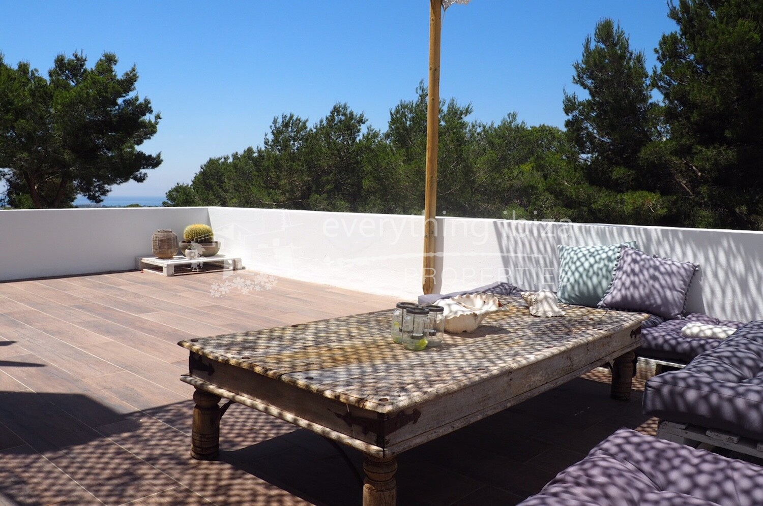 Modern Quality Villa in Elevated Position with Tourist License, ref. 1471, for sale in Ibiza by everything ibiza Properties