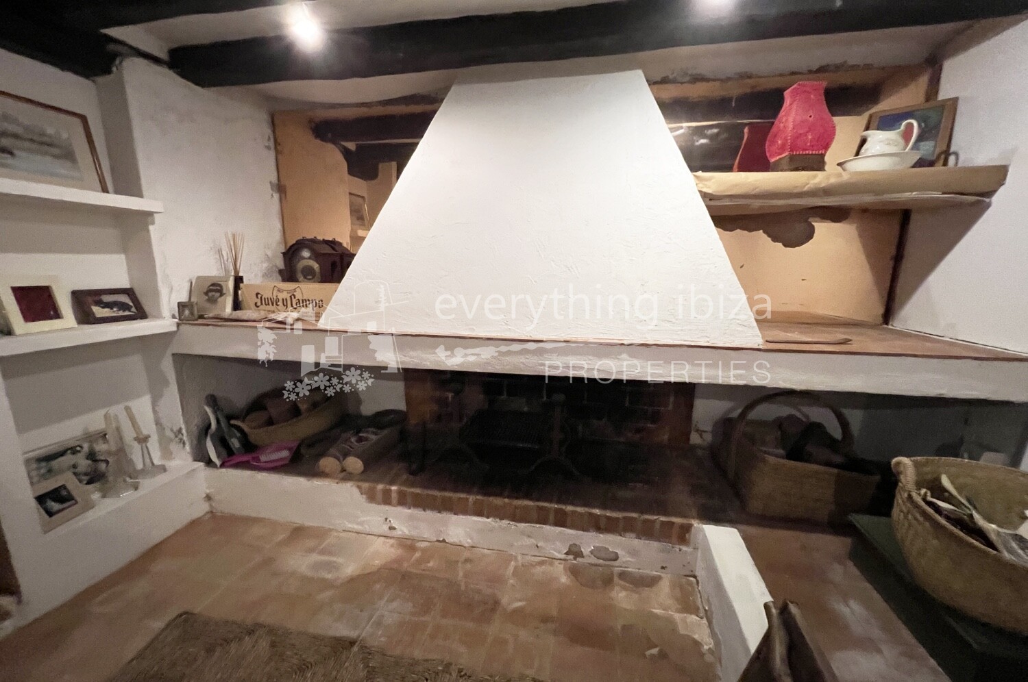 Charming 3 Storey Traditional Townhouse in La Marina, Ibiza Town, ref. 1476, for sale in Ibiza by everything ibiza Properties