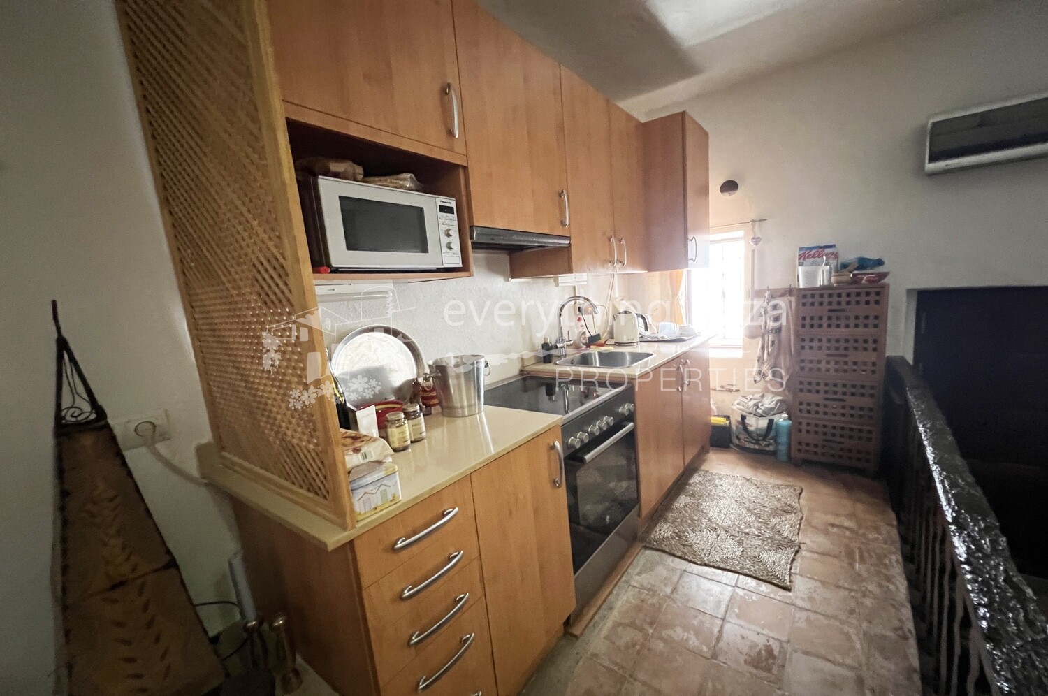 Charming 3 Storey Traditional Townhouse in La Marina, Ibiza Town, ref. 1476, for sale in Ibiza by everything ibiza Properties