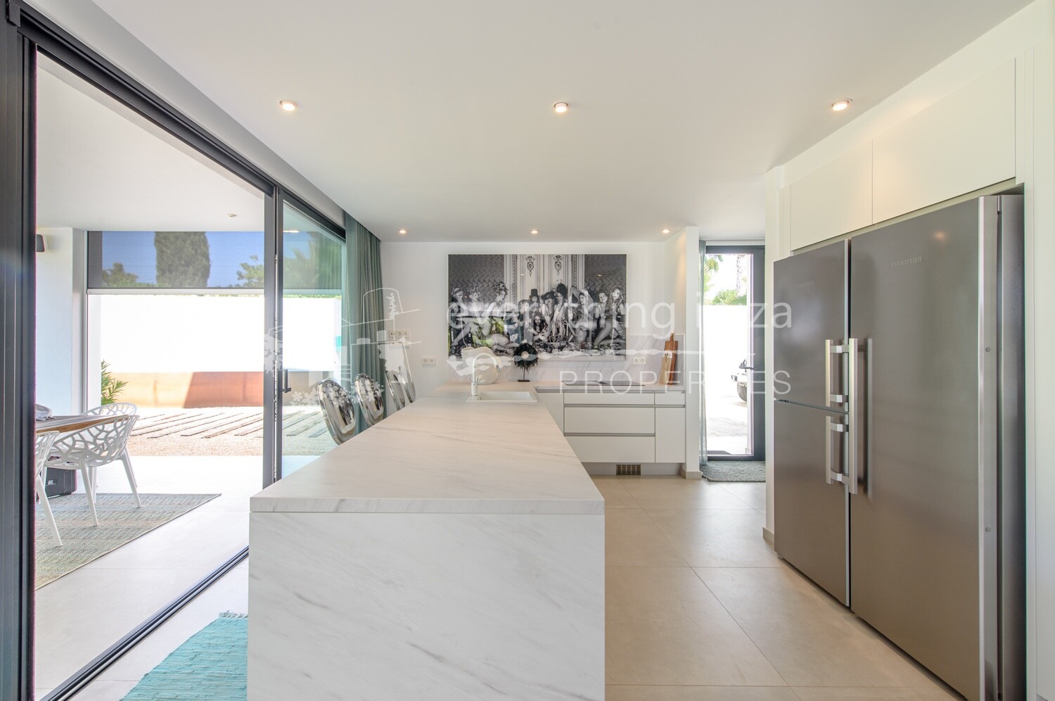 Exquisite Villa of the Finest Quality Close to the Beach, ref. 1477, for sale in Ibiza by everything ibiza Properties