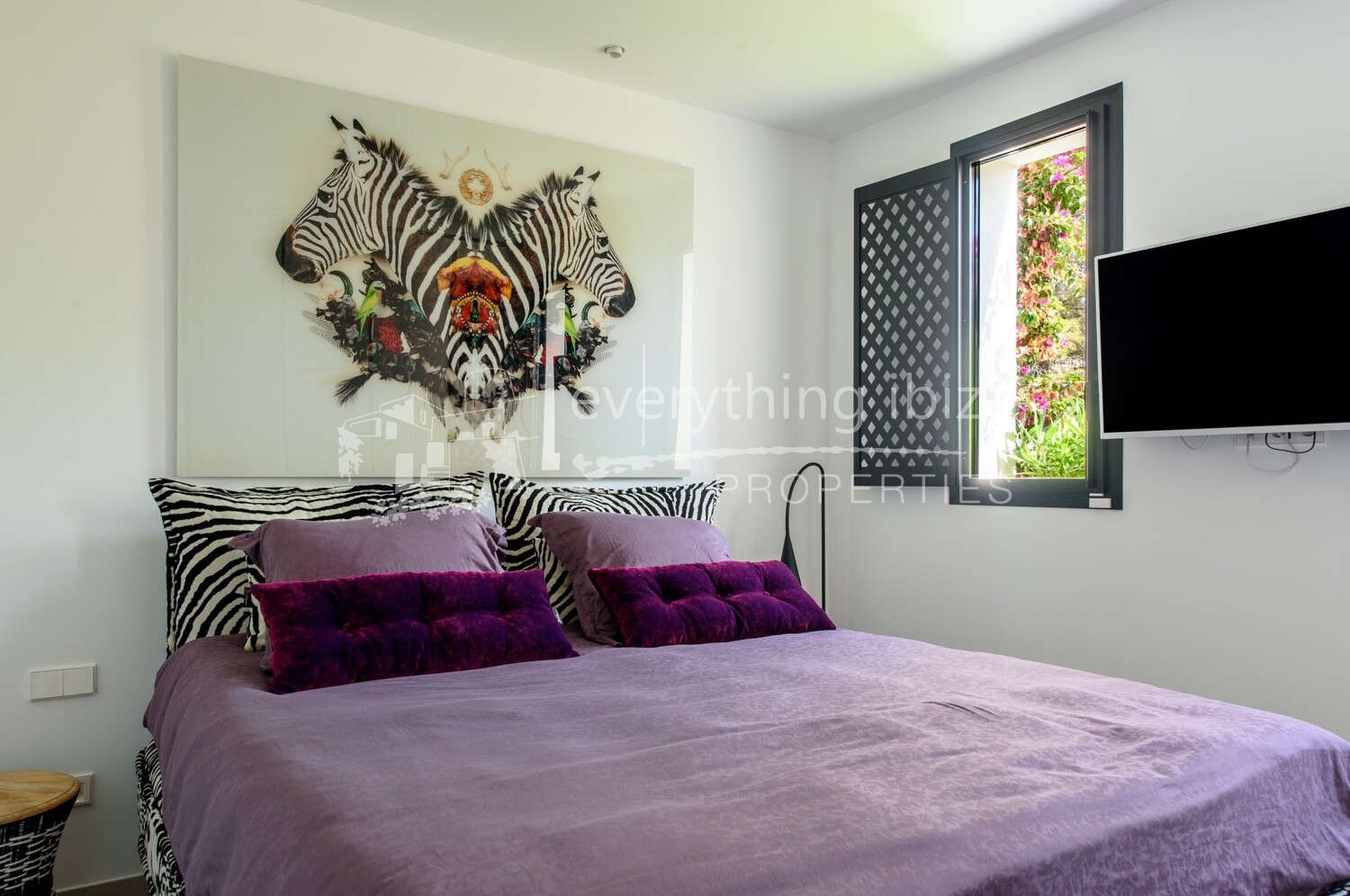 Exquisite Villa of the Finest Quality Close to the Beach, ref. 1477, for sale in Ibiza by everything ibiza Properties