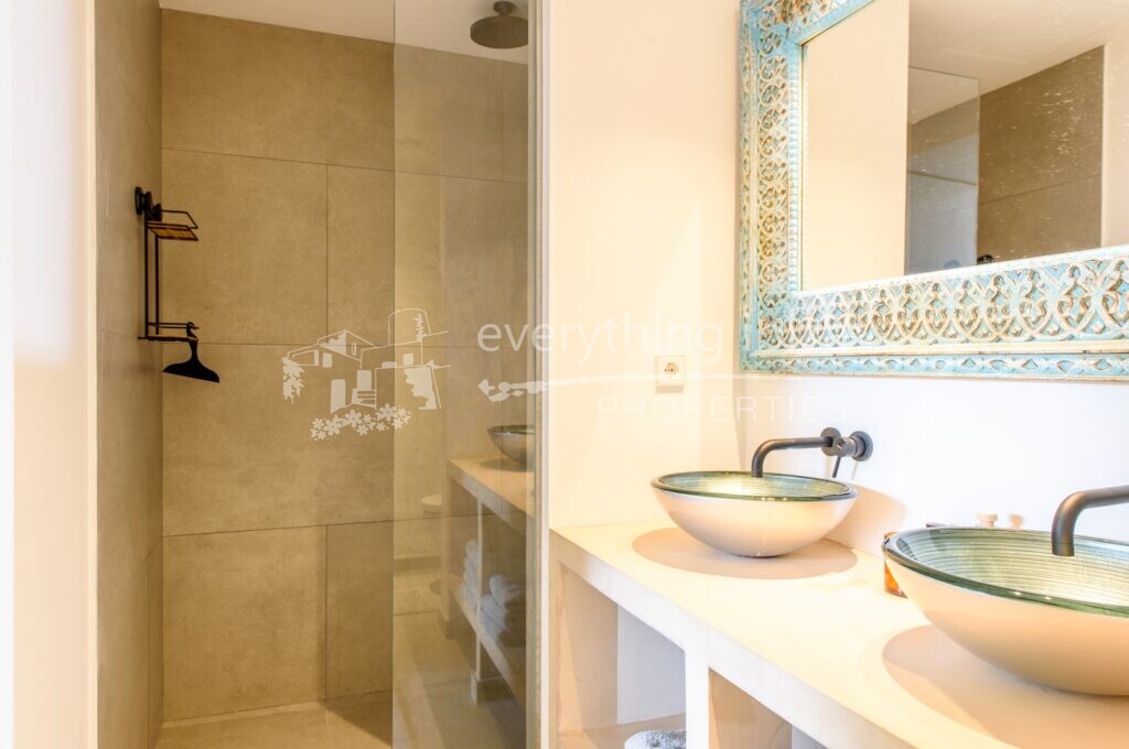 Exquisite Villa of the Finest Quality Close to the Beach, ref. 1477, for sale in Ibiza by everything ibiza Properties