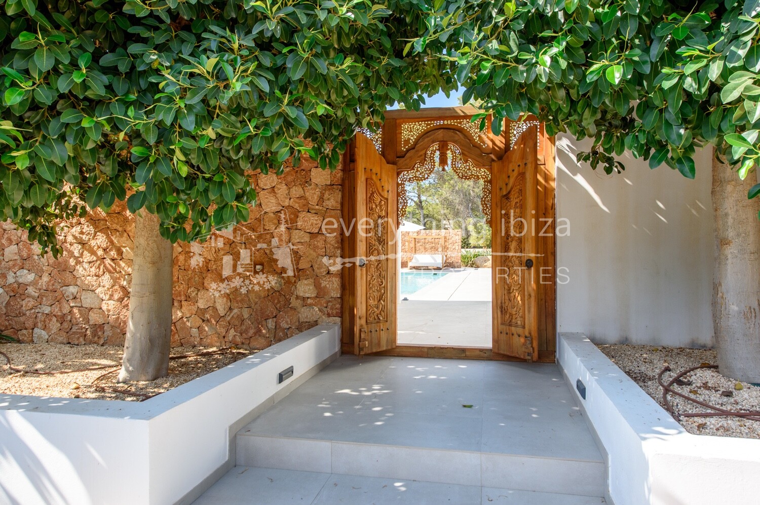 Exquisite Villa of the Finest Quality Close to the Beach, ref. 1477, for sale in Ibiza by everything ibiza Properties