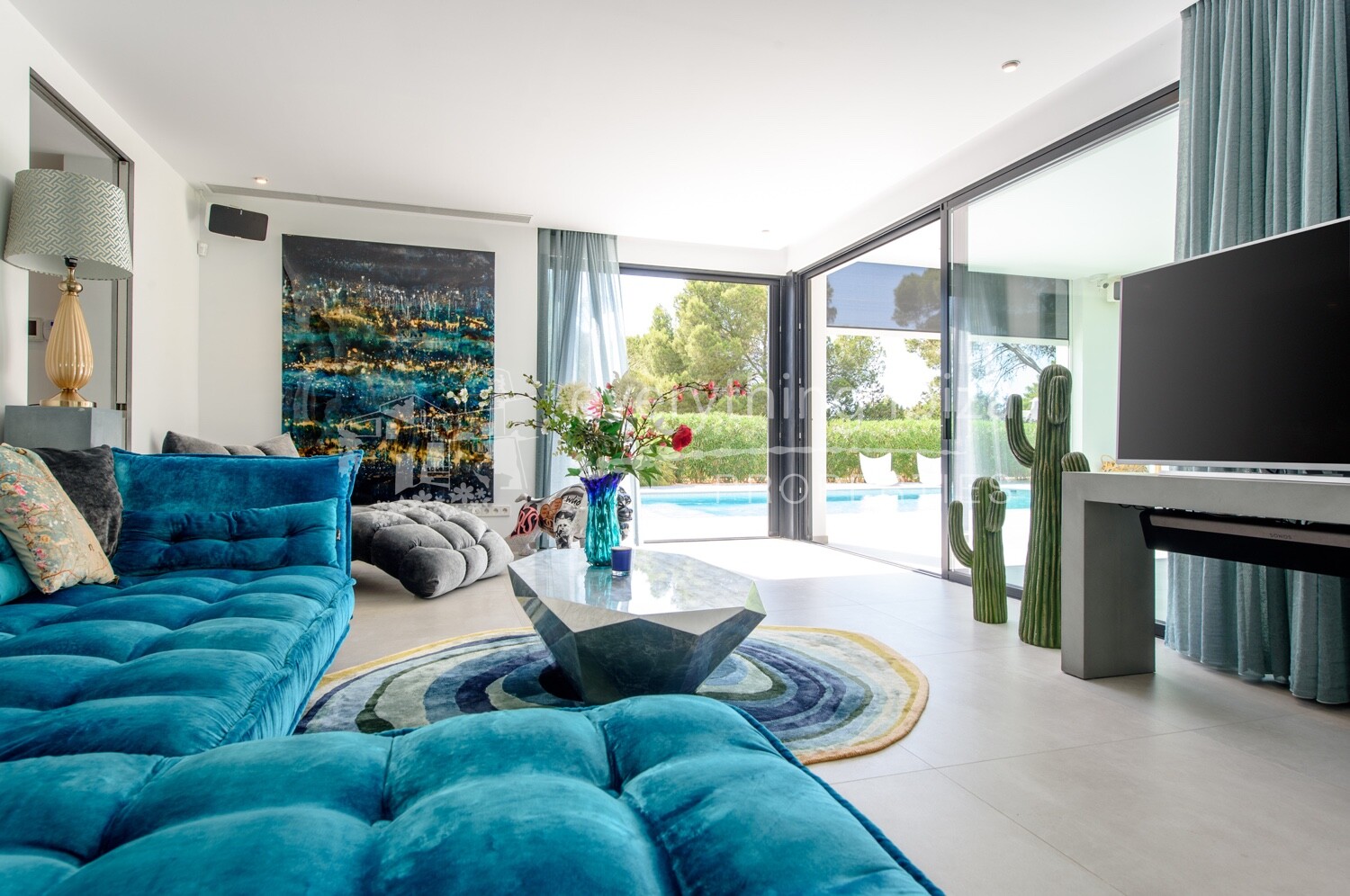 Exquisite Villa of the Finest Quality Close to the Beach, ref. 1477, for sale in Ibiza by everything ibiza Properties
