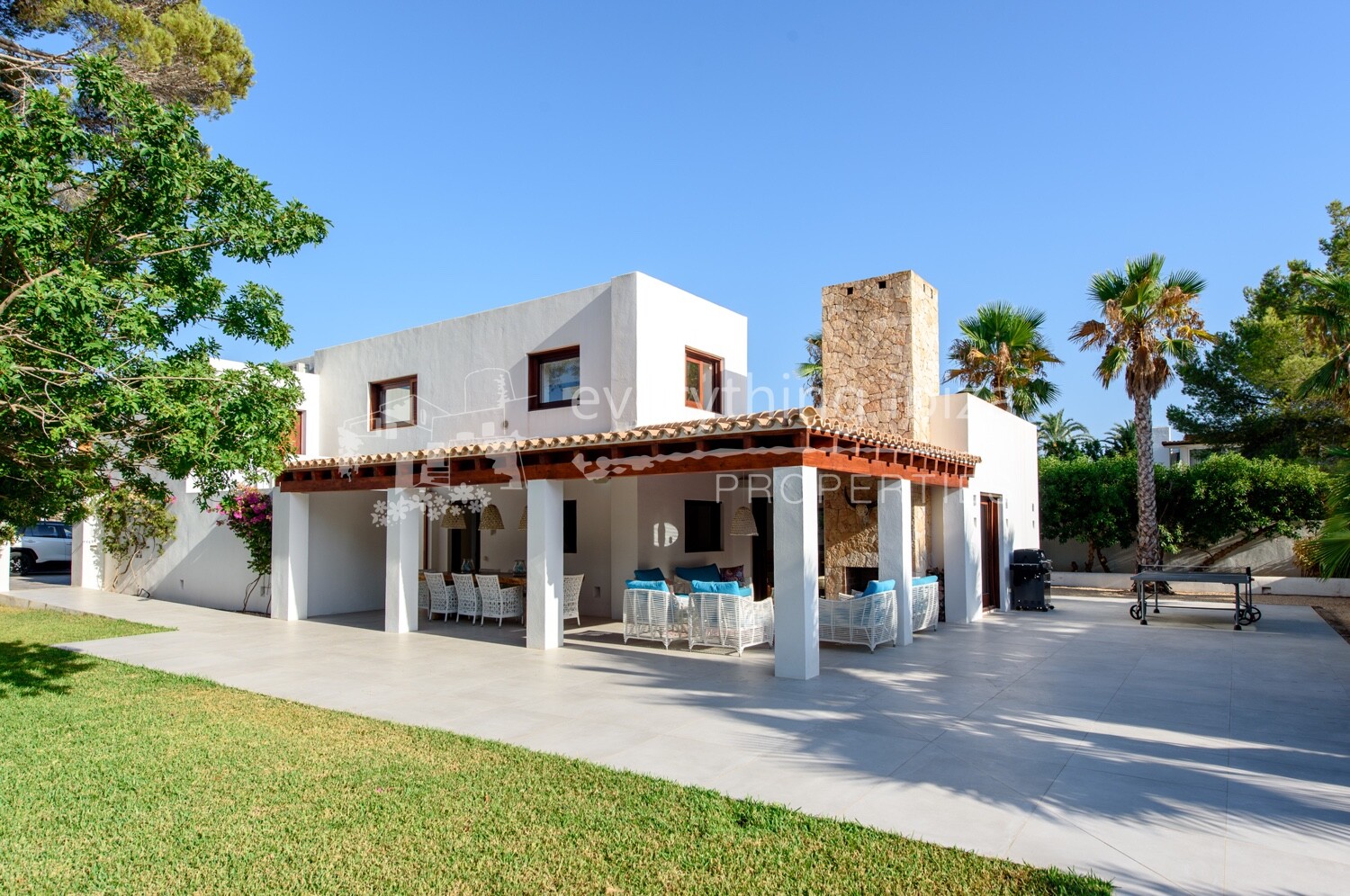 Magnificent Villa with Pool & Close to the Beach, ref. 1478, for sale in Ibiza by everything ibiza Properties