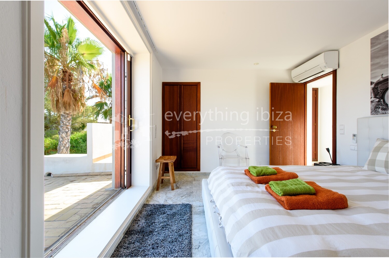 Magnificent Villa with Pool & Close to the Beach, ref. 1478, for sale in Ibiza by everything ibiza Properties