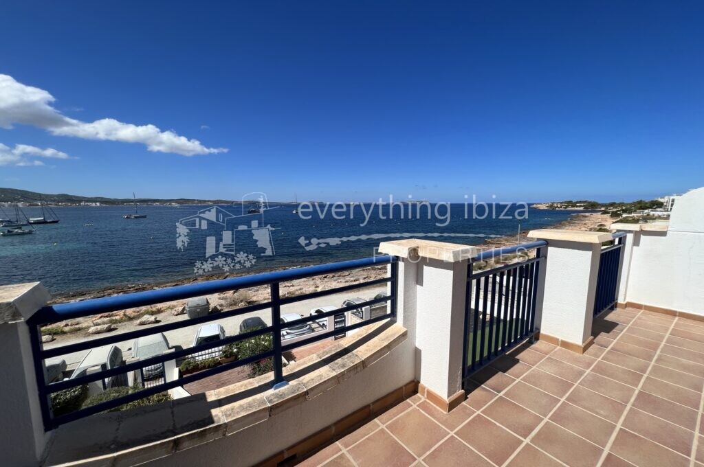 Frontline Duplex Penthouse with Sea & Sunset Views, ref. 1479, for sale in Ibiza by everything ibiza Properties