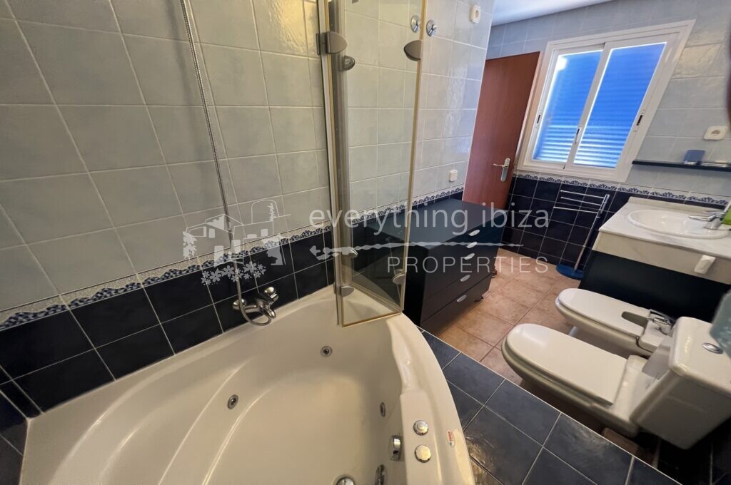 Frontline Duplex Penthouse with Sea & Sunset Views, ref. 1479, for sale in Ibiza by everything ibiza Properties