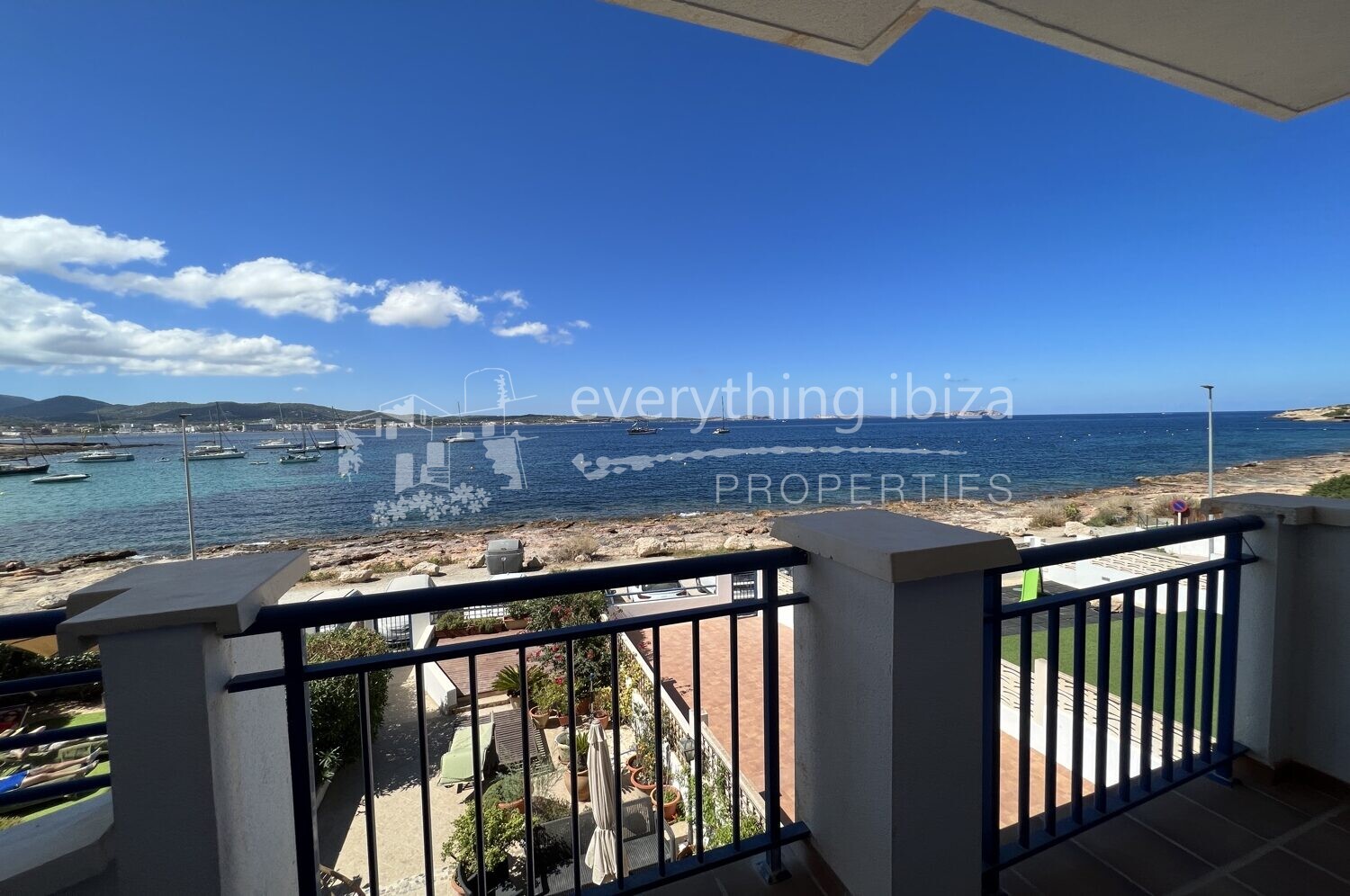 Frontline Duplex Penthouse with Sea & Sunset Views, ref. 1479, for sale in Ibiza by everything ibiza Properties