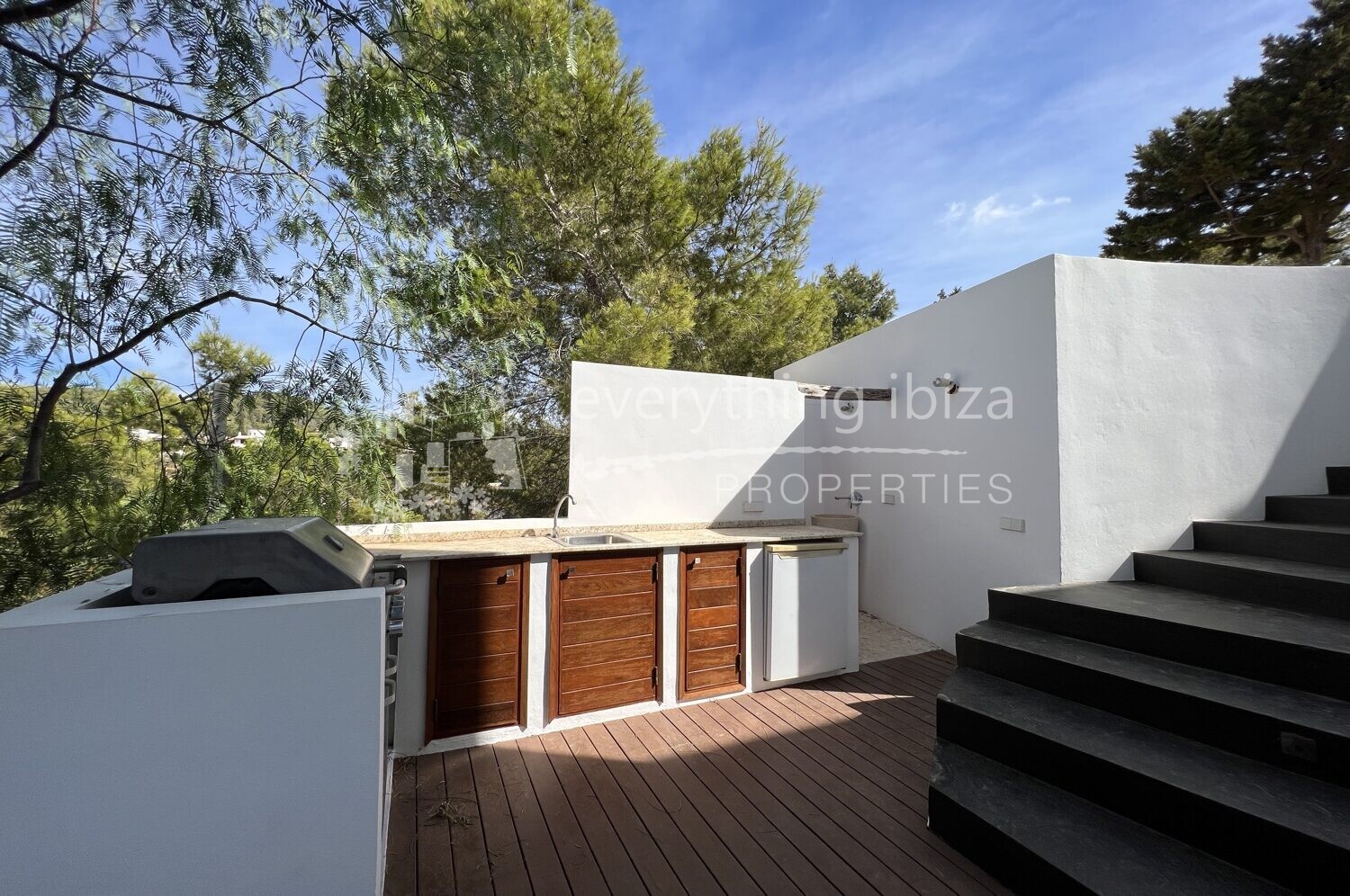 Cosmopolitan Luxury Villa with Stunning Sea & Sunset Views, ref. 1482, for sale in Ibiza by everything ibiza Properties