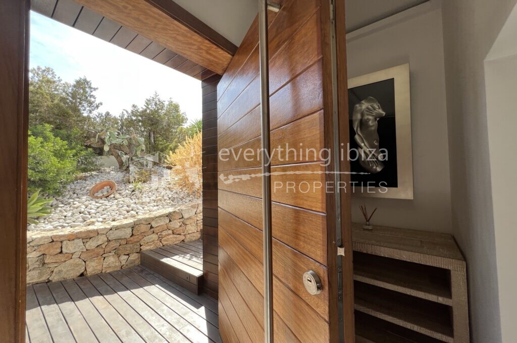 Cosmopolitan Luxury Villa with Stunning Sea & Sunset Views, ref. 1482, for sale in Ibiza by everything ibiza Properties