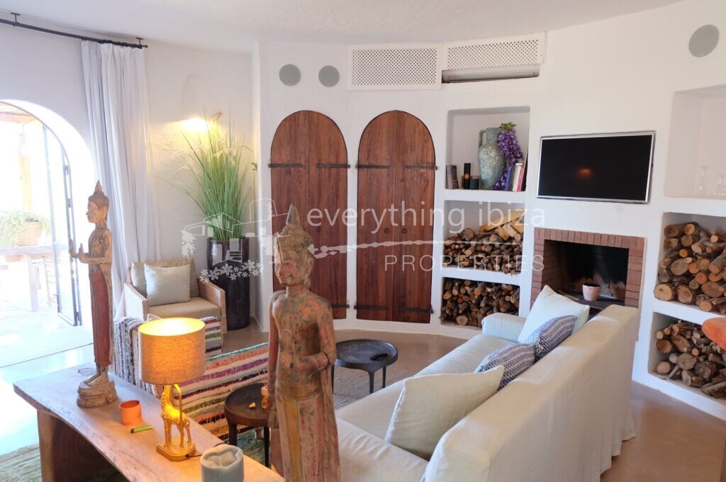 Charming Villa with Tower Close to Popular Beaches, ref. 1486, for sale in Ibiza by everything ibiza Properties