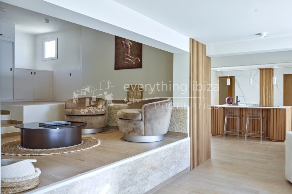 Magnificent Cosmopolitan Villa with Tourist License Set in Countryside, ref. 1488, for sale in Ibiza by everything ibiza Properties