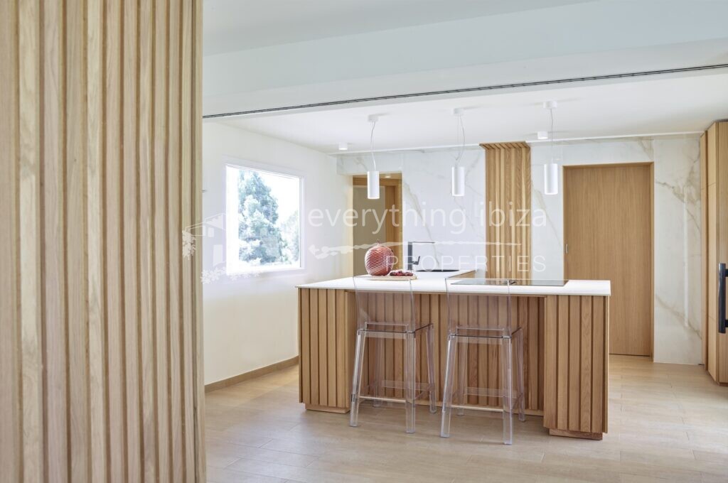 Magnificent Cosmopolitan Villa with Tourist License Set in Countryside, ref. 1488, for sale in Ibiza by everything ibiza Properties