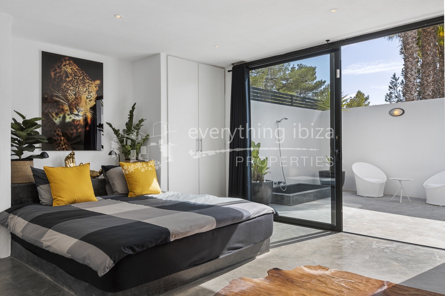 Luxury Private Villa of the Finest Design, Style & Quality, ref. 1489, for sale in Ibiza by everything ibiza Properties