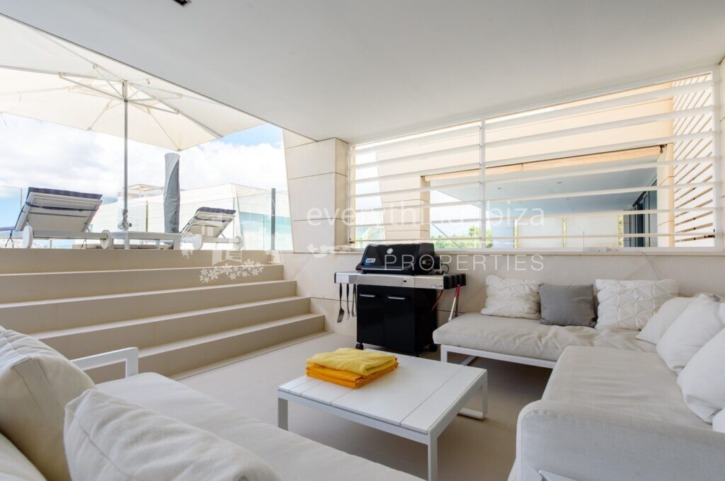 Exclusive Luxurious Apartment with Magnificent Panoramic Views, ref. 1495, for sale in Ibiza by everything ibiza Properties