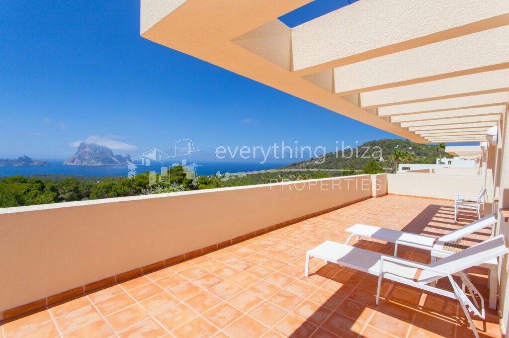 Charming House with Tourist License & Superb Views to Es Vedra, ref. 1496, for sale in Ibiza by everything ibiza Properties