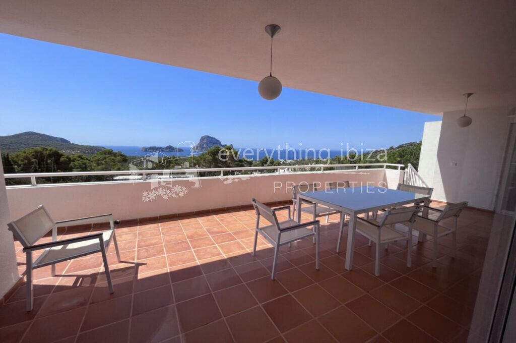 Charming House with Tourist License & Superb Views to Es Vedra, ref. 1496, for sale in Ibiza by everything ibiza Properties