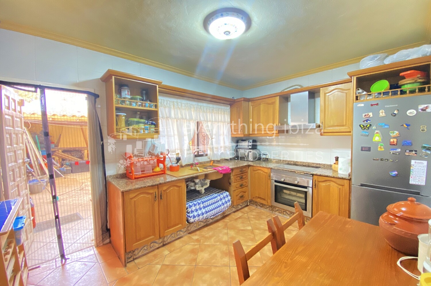 Charming Traditionally Styled Townhouse Close to the Beach, ref. 1507, for sale in Ibiza by everything ibiza Properties
