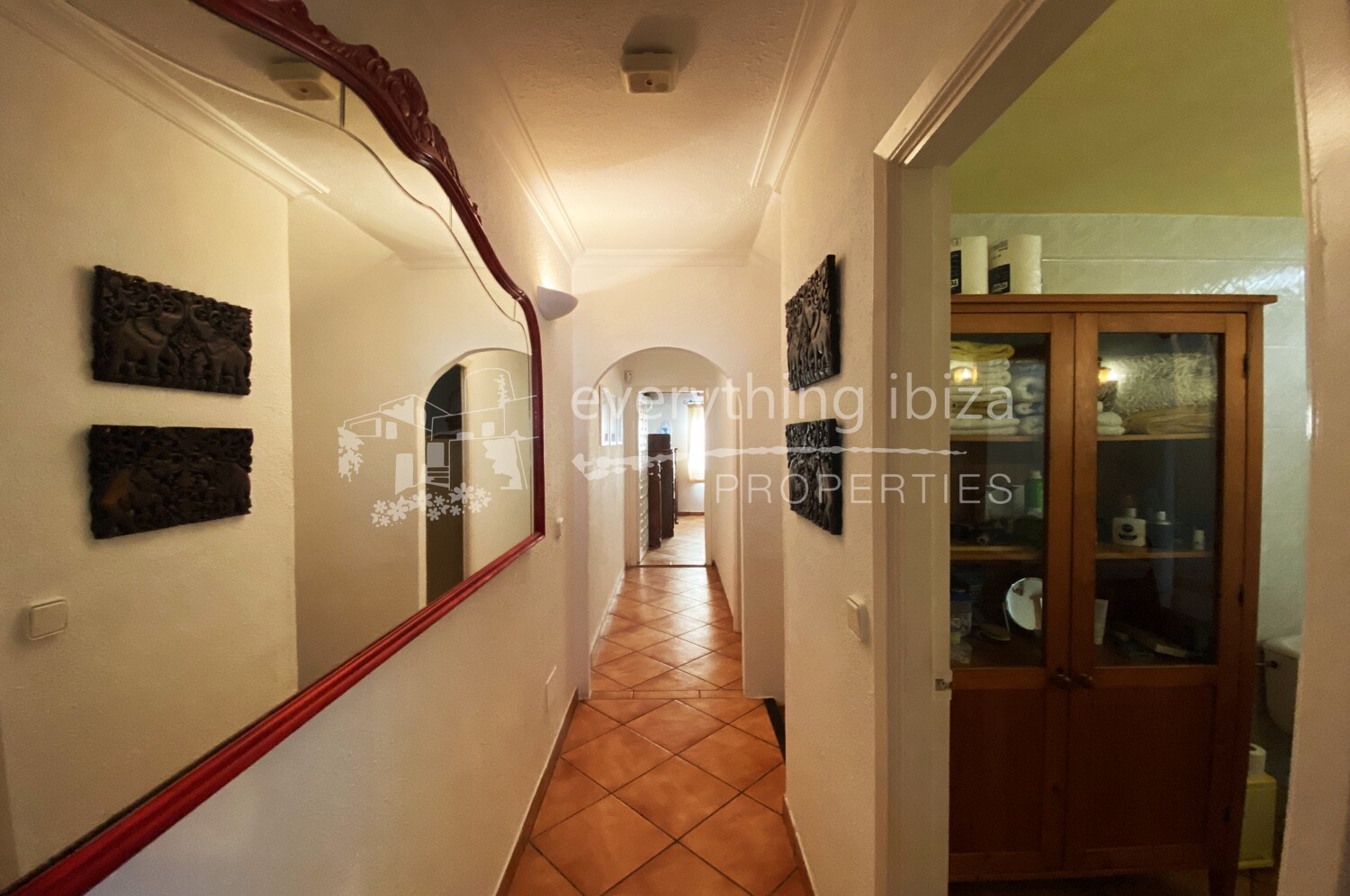 Charming Traditionally Styled Townhouse Close to the Beach, ref. 1507, for sale in Ibiza by everything ibiza Properties