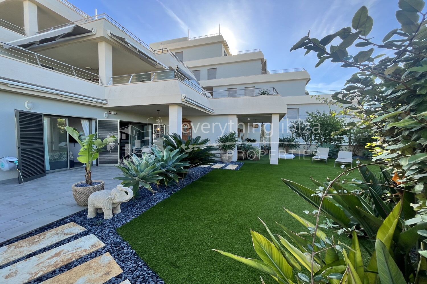 Magnificent Property of the Finest Quality & Close to the Beach, ref. 1510, for sale in Ibiza by everything ibiza Properties