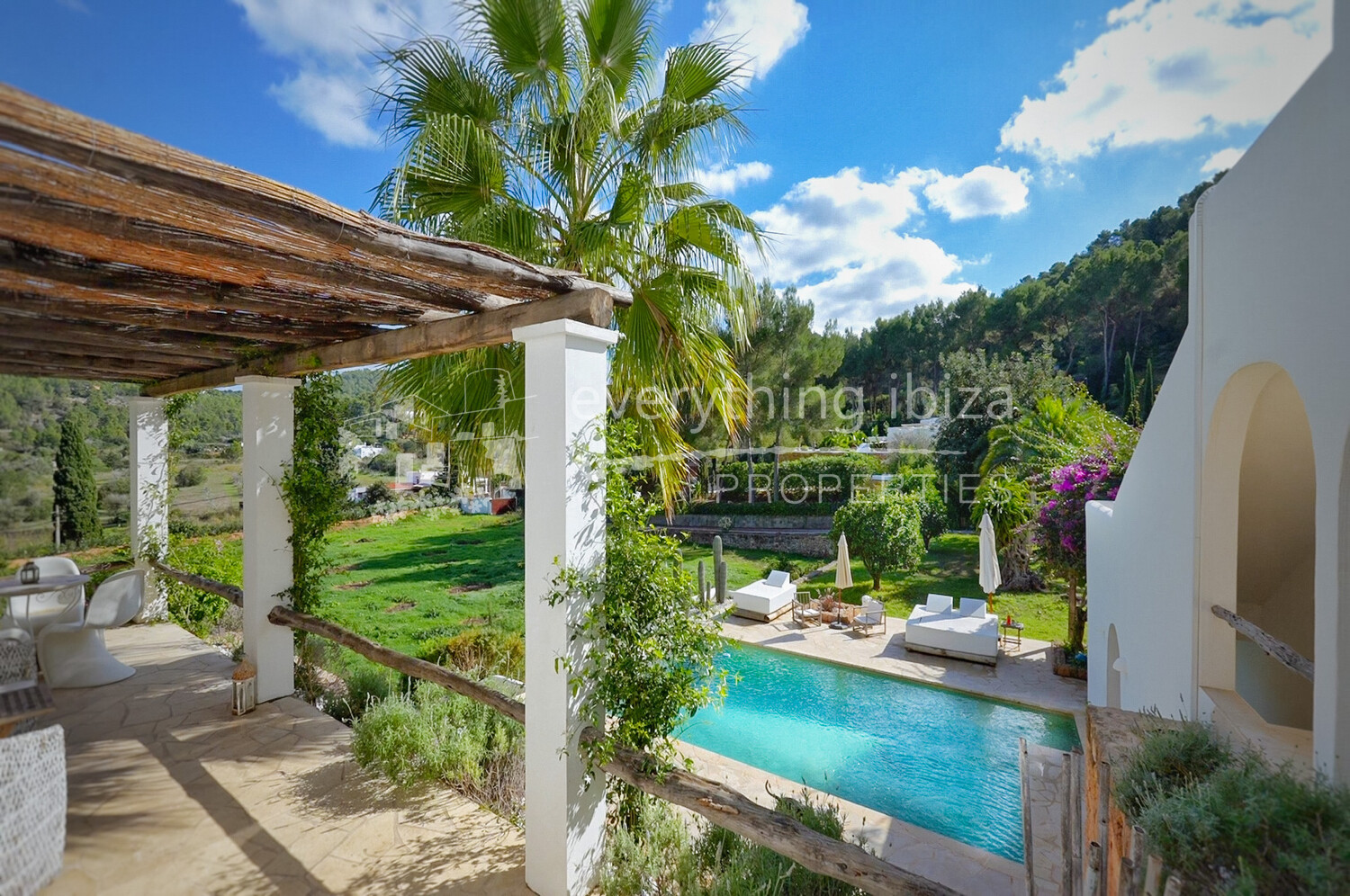 Stunning Villa on a Large Plot in the Peaceful Countryside of Sant Miguel, ref. 1513, for sale in Ibiza by everything ibiza Properties